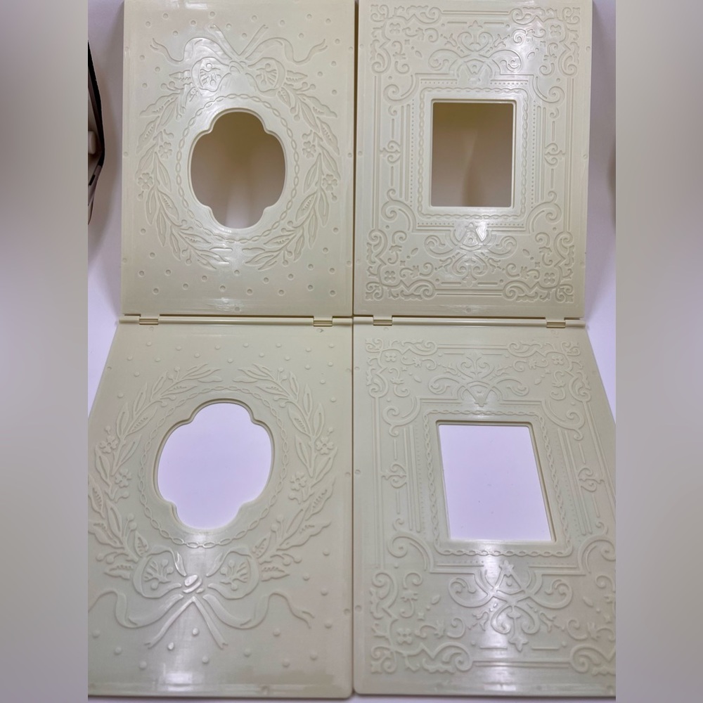 Anna Griffin Embossing Folder Set - Picture 3 of 9
